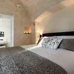 Bed & Breakfast Dimora Ritunno 4*