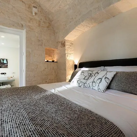 Bed and Breakfast Dimora Ritunno 4*