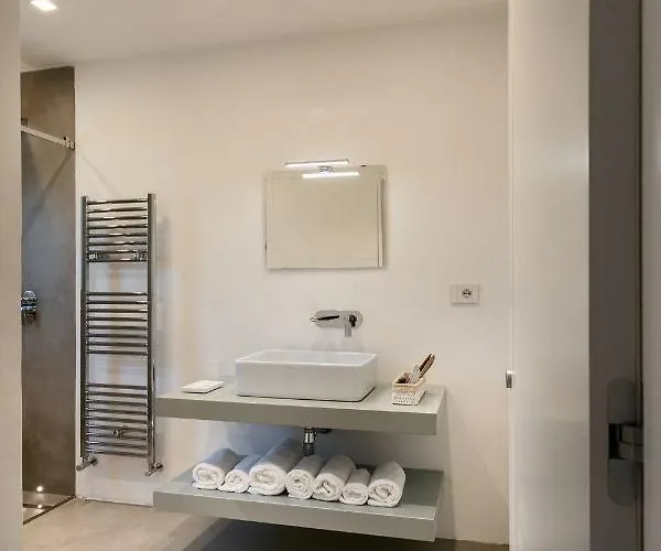 Dimora Ritunno 住宿加早餐酒店 4*